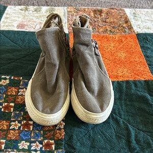Blowfish Gray Canvas Slip-On Sneakers